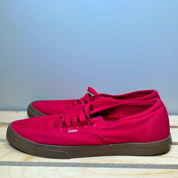 Vans Men’s size 4.5 Canvas/RED low top - Picture 1 of 5